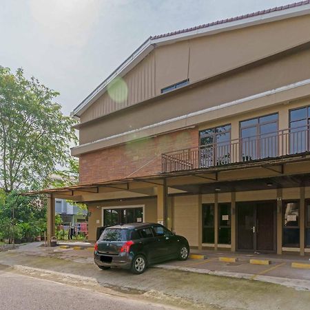 Koolkost Syariah At Taman Simprug Cikarang Hotell Bekasi Eksteriør bilde