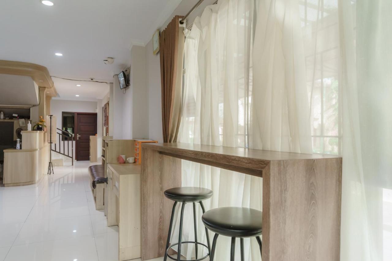 Koolkost Syariah At Taman Simprug Cikarang Hotell Bekasi Eksteriør bilde