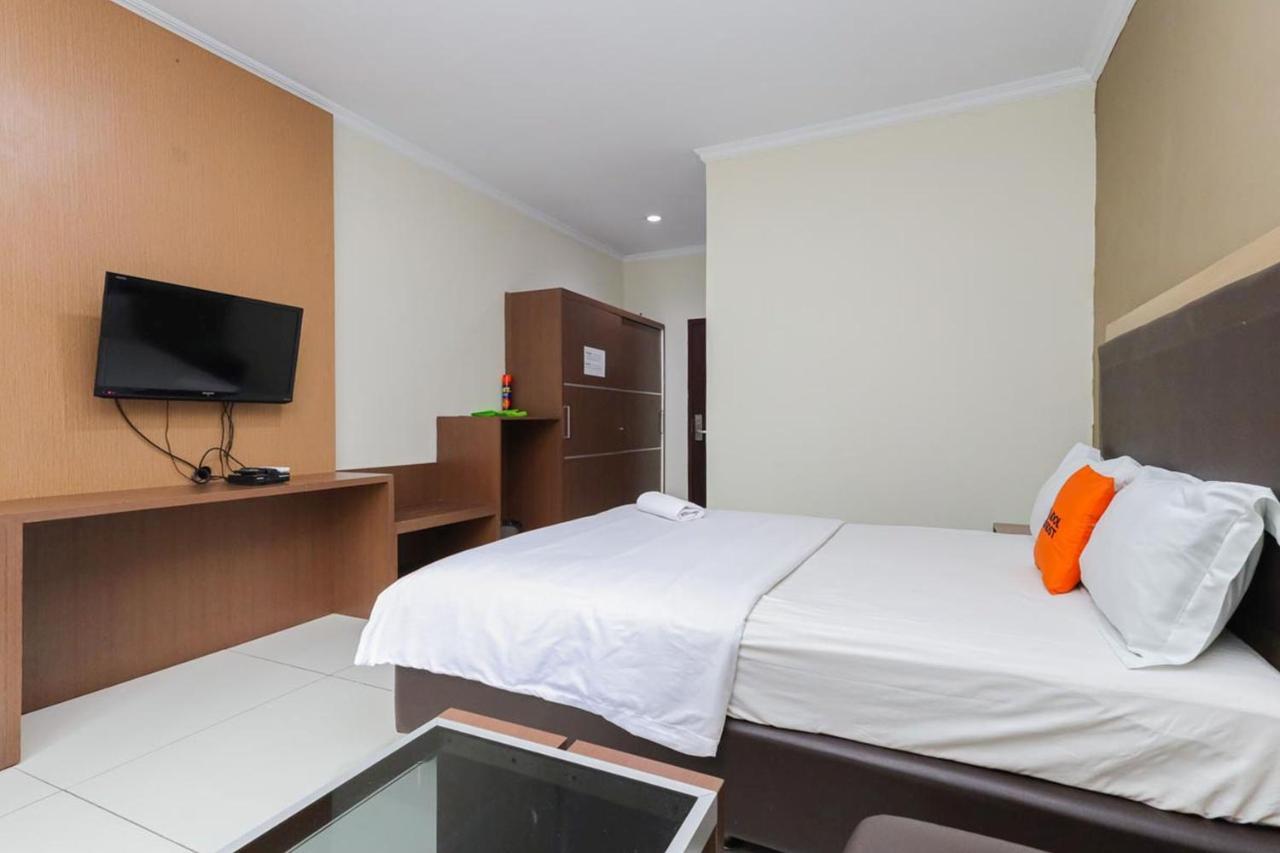 Koolkost Syariah At Taman Simprug Cikarang Hotell Bekasi Eksteriør bilde