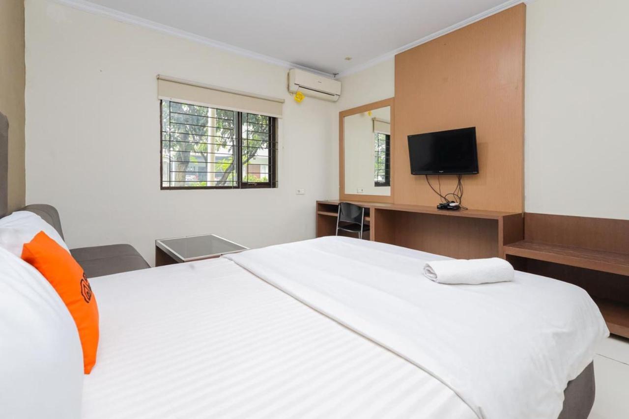 Koolkost Syariah At Taman Simprug Cikarang Hotell Bekasi Eksteriør bilde